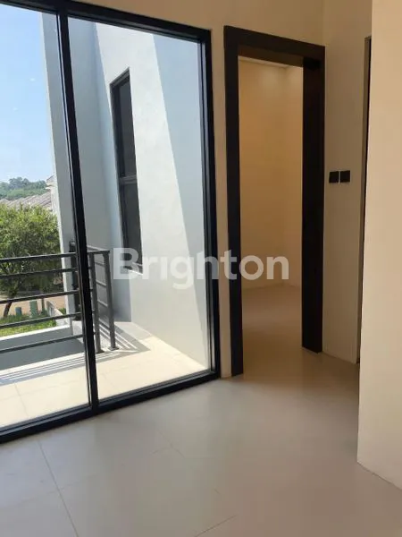 image RUMAH SIAP HUNI 2 LANTAI + ROOFTOP (3)