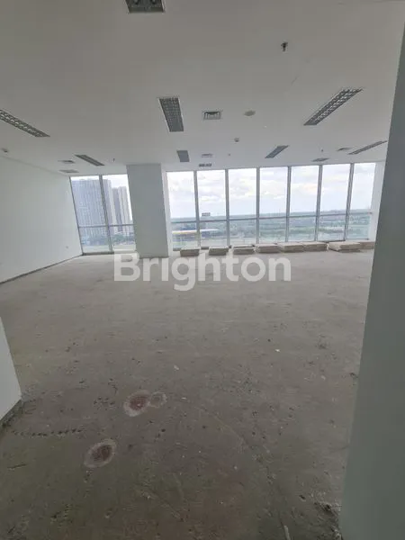 image OFFICE SPACE NICE VIEW  THE SMITH ALAM SUTERA (4)