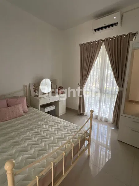 image BALIKPAPAN - RUMAH MEWAH & CANTIK BERNUANSA RESORT DI LOKASI PREMIUM (G081)  (3)