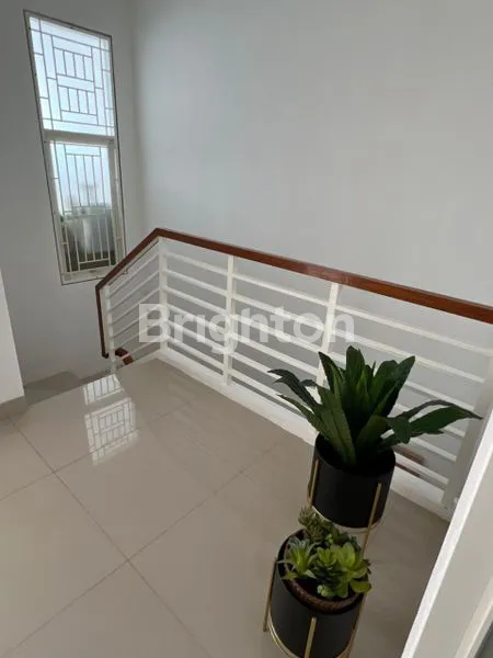 image BALIKPAPAN - RUMAH MEWAH & CANTIK BERNUANSA RESORT DI LOKASI PREMIUM (G081)  (6)