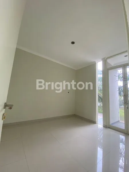 image RUMAH 3 LANTAI DEKAT TOL MALANG (4)