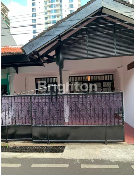 image RUMAH LOKASI PREMIUM JL WIJAYA KUSUMA - CILANDAK - PONDOK LABU -  JAKSEL DENGAN HARGA TERJANGKAU DIBAWAH RP 3 M (4)