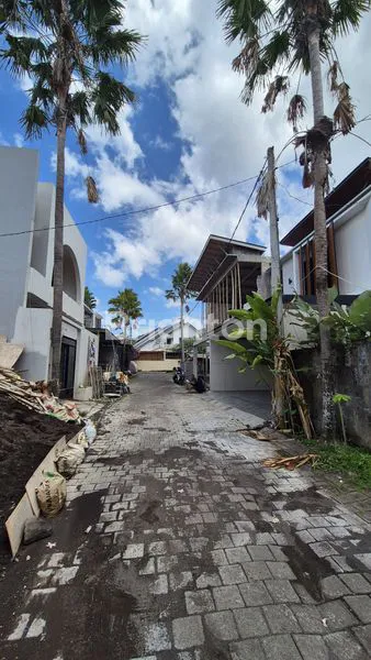 image RUMAH TINGGAL MODERN MINIMALIS DI DALUNG BADUNG (8)