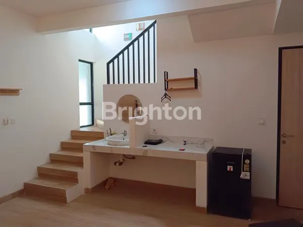 image RUMAH 2 LANTAI DI BOULEVARD CENDANA PEAK KARAWACI (3)