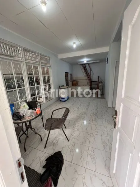 image RUMAH 2 LANTAI HOOK DI BINTARO, DEKAT STASIUN SUDIMARA  (5)