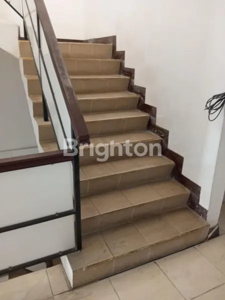 image RUKO MEWAH 3 LT, LOKASI PREMIUM (7)