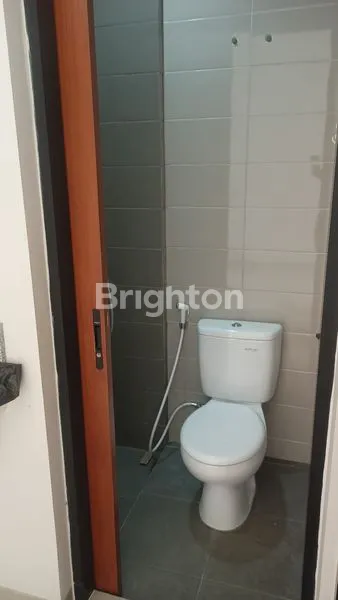 image RUMAH CANTIK SIAP HUNI DI RIVERFRONT KEDUNGKANDANG MALANG (3)