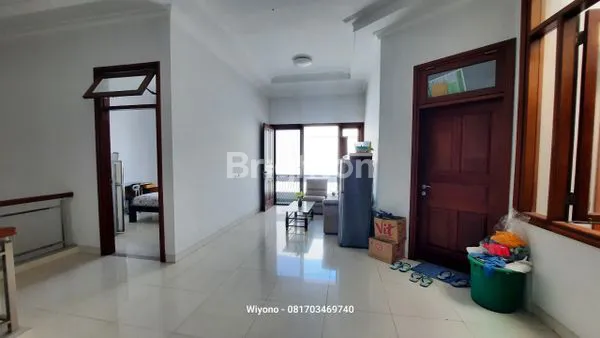 image DIJUAL RUMAH 2 LANTAI LT 200 DI BABATAN PRATAMA (4)