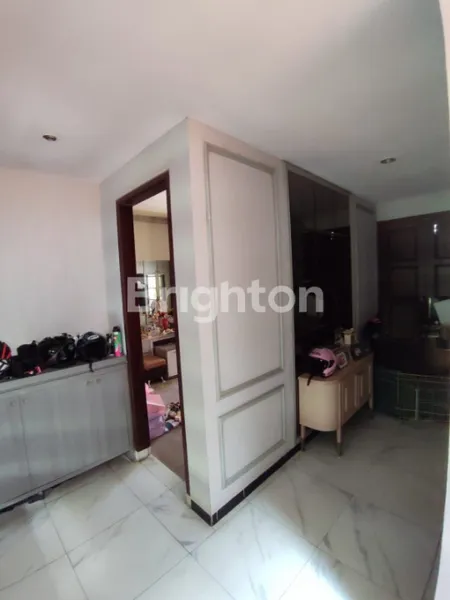 image INVESTASI PREMIUM HUNIAN EKSKLUSIF  DENGAN 5 KAMAR TIDUR DAN KOLAM RENANG DI KAWASAN RENON (5)