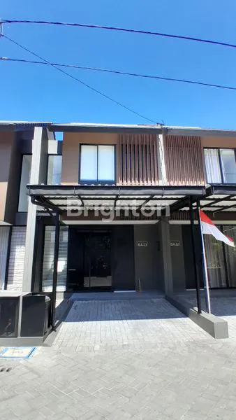 image JUAL CEPAT RUMAH\\\' 2 LANTAI SECOND LIKE NEW SELANGKAH KE RAYA MERR (1)