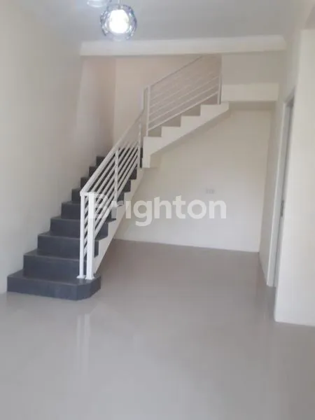 image RUMAH 2 LANTAI BARU LT 69M² DI TENGGILIS UTARA (3)