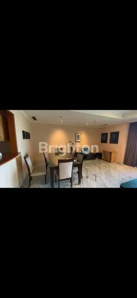 image APARTEMENT ONE ICON RESIDENT TUNJUNGAN PLAZA SIAP HUNI FULL FURNISH TENGAH KOTA STRATEGIS DEKAT SHERATON MALL BASUKI RAHMAT (1)