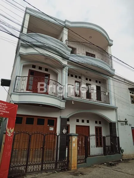 image RUMAH SIAP HUNI 3 LANTAI DI DEPOK (1)