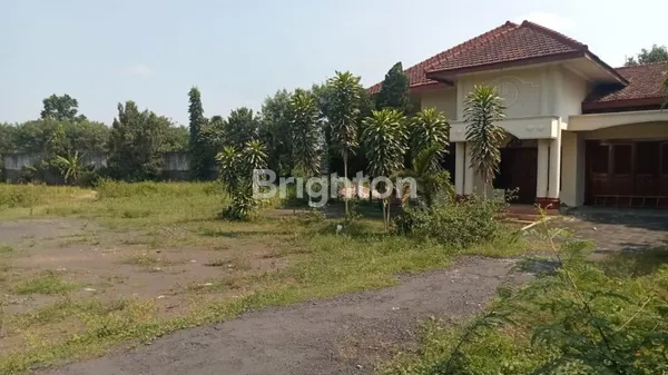 image TANAH & BANGUNAN DI LUMAJANG JAWA TIMUR COCOK UNTUK GUDANG, PABRIK, LAHAN PARKIR, DLL (1)