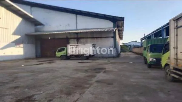 image SEWA GUDANG SUTAMI LT 900M² AKSES MUDAH (5)