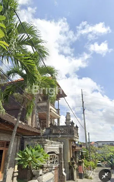 image RUMAH 3 LANTAI 4KT DI DENPASAR STRATEGIS (4)