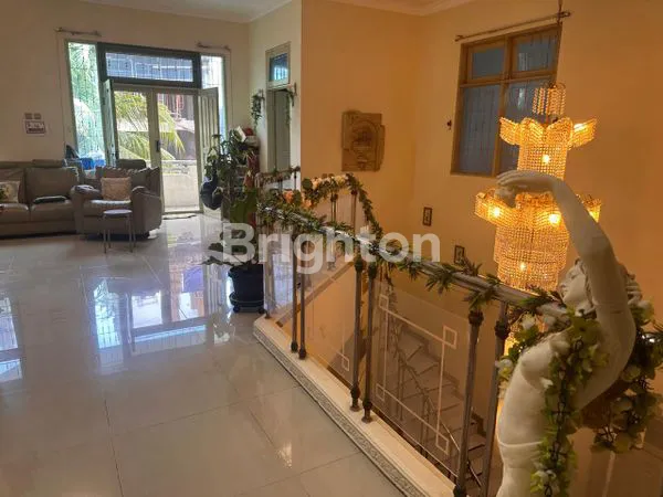 image RUMAH 2 LANTAI DI PURI KEMBANGAN LT 300M² (7)