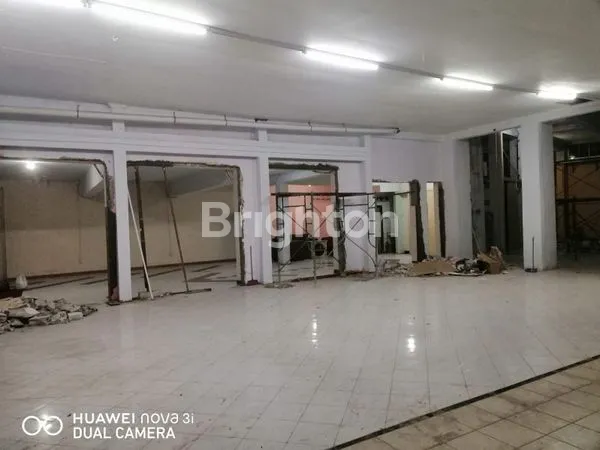 image TURUN SPESIAL HARGA LEBARAN RUKO LEBAR PUSAT KOTA SELANGKAH KEPATIHAN MALIOBORO GONDOMANAN JOGJA DAERAH ISTIMEWA YOGYAKARTA (5)