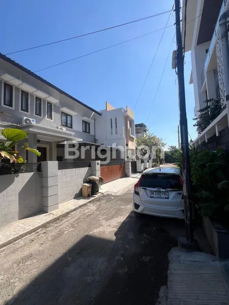 image RUMAH BARU 2 LANTAI DEKAT MALL DAN BEBAS BANJIR DI JL IMAM BONJOL DENPASAR (8)