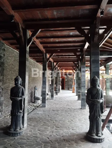 image VILLA EKSKLUSIF DAN MEWAH DI YOGYAKARTA (3)