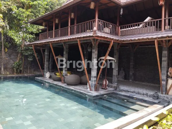 image VILLA EKSKLUSIF DAN MEWAH DI YOGYAKARTA (6)
