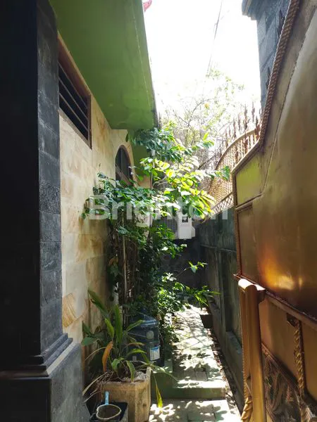 image RUMAH 2 LANTAI DI LOKASI STRATEGIS DENBAR! (2)