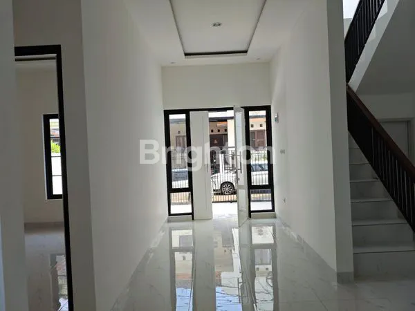 image RUMAH 2 LANTAI 3KT DI REGENCY MELATI MAS, SERPONG, TANGERANG SELATAN (4)