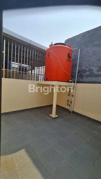 image RUKO 3 LANTAI TELUK GONG (7)