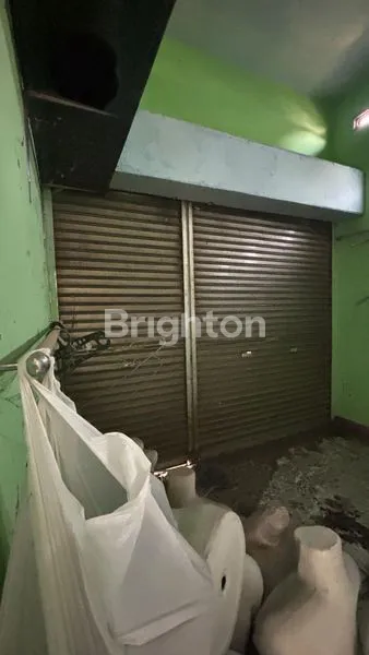 image RUMAH 2 LANTAI + TOKO 3KT LOKASI STRATEGIS NIWEN WAGIR (4)