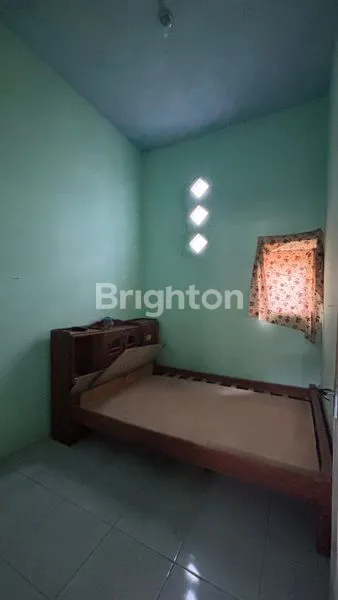 image RUMAH 2 LANTAI + TOKO 3KT LOKASI STRATEGIS NIWEN WAGIR (6)