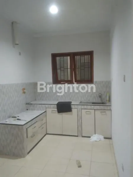 image RUMAH POSISI HOOK SIAPA HUNI DI BEKASI TIMUR (5)