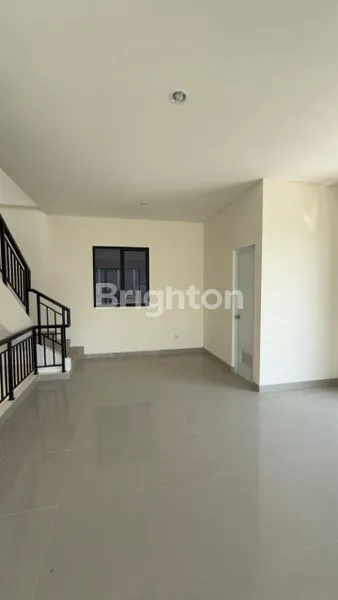 image RUKO HAMPTON DI PUSAT GADING SERPONG (5)