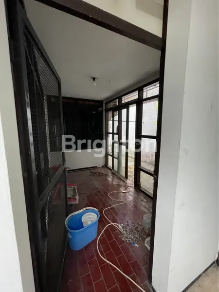 image DIJUAL RUMAH BENDUL MERISI SURABAYA HARGA BISA NEGO (2)