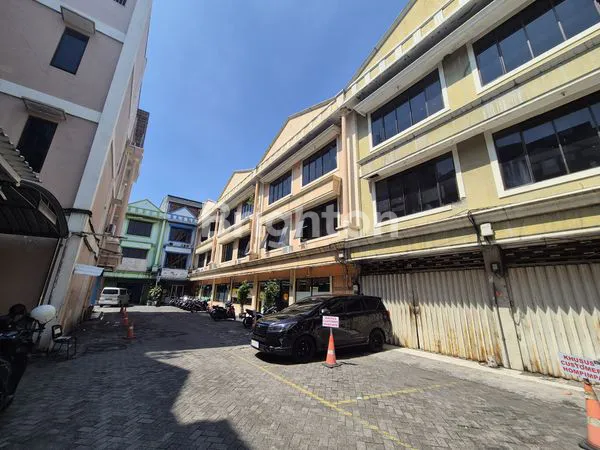 image RUKO GATEWAY WARU LT 675M² HARGA 13.5M (1)