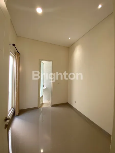 image TURUN HARGA, RUMAH RUNGKUT BARU GRESS, MINIMALIS, DEKAT JALAN RAYA, SIAP HUNI, JARANG ADA, DEKAT MCD RUNGKUT DAN KAMPUS UPN (4)