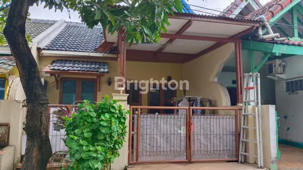 image RUMAH SIAP HUNI LT 96 DI TAMAN ROYAL CIPONDOH (2)