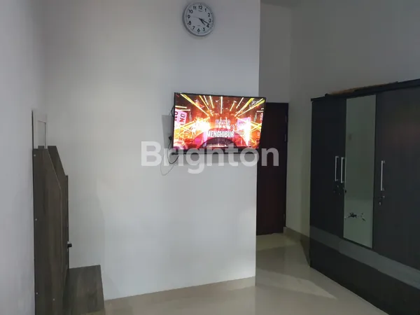 image RUMAH MODERN MINIMALIS DI KOMPLEKS LOMONDO RESIDENCE, BANDAR LAMPUNG (4)