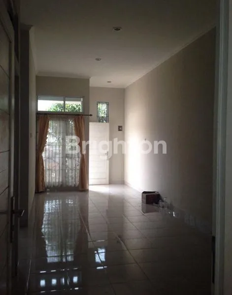image DIJUAL RUMAH 1 LANTAI 2 KAMAR TIDUR FULL RENOV DI KARANG TENGAH CILEDUG – HARGA 920 JUTA (3)