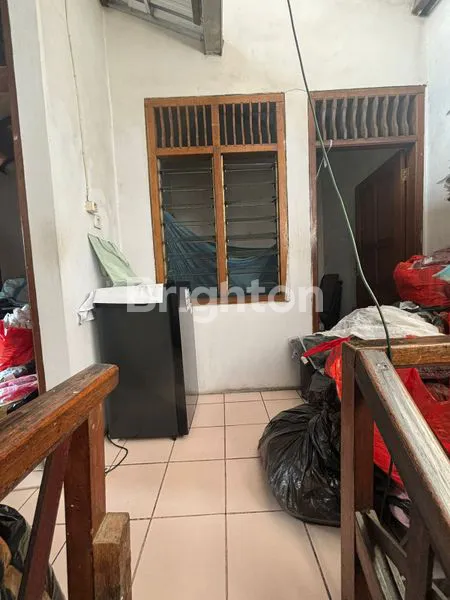 image DIJUAL RUMAH 2 LANTAI 4 KAMAR TIDUR DI CILEDUG INDAH 2 – LUAS 100 M², HARGA 600 JUTA (2)