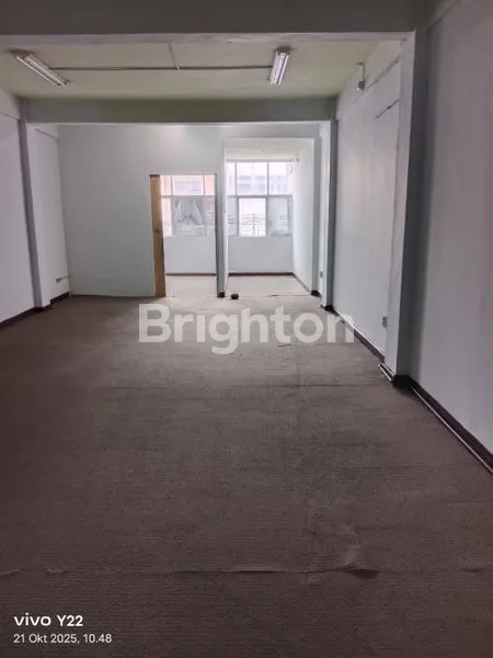 image RUKO 3 LANTAI ROXY (7)