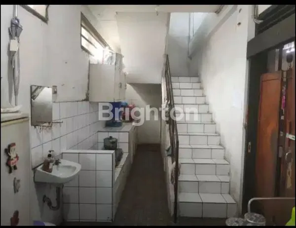 image RUKO 3 LANTAI DI JL. PURWAKARTA BANDUNG (3)