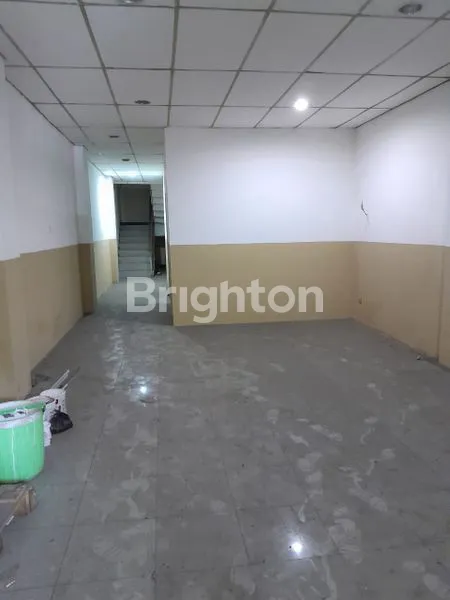 image RUKO 3,5 LANTAI JALAN ANGKASA KEMAYORAN (5)