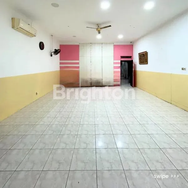 image RUMAH TINGGAL TERBUKA DIPINGGIR JALAN RAYA DI TEBET BARAT JAKARTA SELATAN (5)