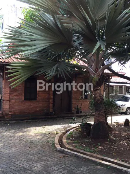 image RUMAH GAYA JAWA + BONUS TEMPAT USAHA STRATEGIS DI JATIBENING 1.190 M² (7)