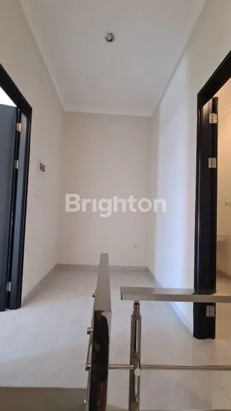 image RUMAH 2 LANTAI SHM HARGA NEGO SURABAYA (6)