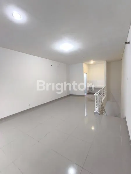 image RUKO 2 LANTAI DI CBD PALING RAMAI DI GADING SERPONG  (4)