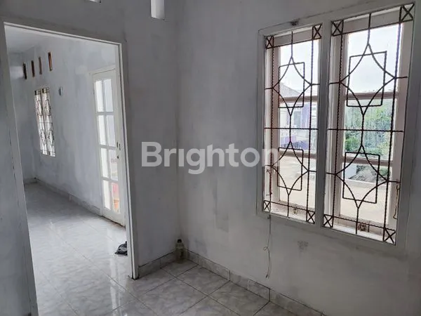 image DIJUAL RUMAH SUDAH RENOV  (3)