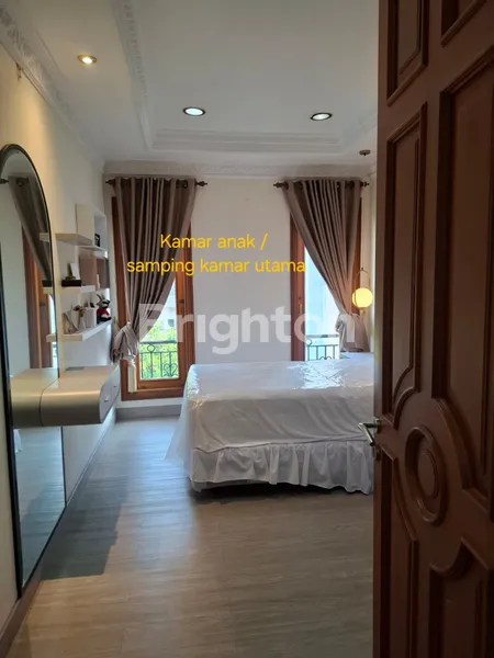 image RUMAH BESAR BAGUS 5 BR FULLY FURNISHED RAPI SIAP HUNI DI KELAPA GADING (7)