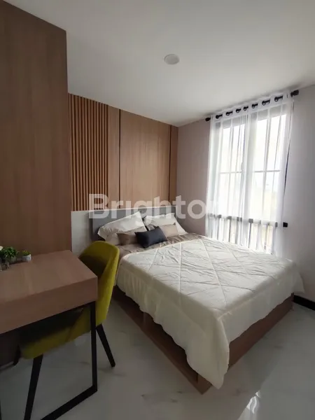 image RUMAH BARU MURAH 600JUTAAN 2 LANTAI 2 KAMAR TIDUR DI PERUMAHAN BARU MEDAYU SURABAYA TIMUR (5)