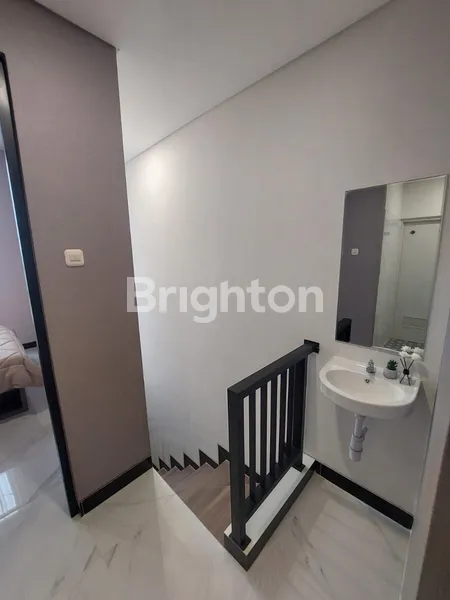 image RUMAH BARU MURAH 600JUTAAN 2 LANTAI 2 KAMAR TIDUR DI PERUMAHAN BARU MEDAYU SURABAYA TIMUR (6)